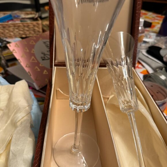 Vintage Neiman Marcus Champagne Glasses in Leather Display Box - Picture 7 of 8